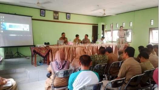 LADIMIN-JEBUS Layanan Andalan Kecamatan Jebus Untuk Masyarakat.